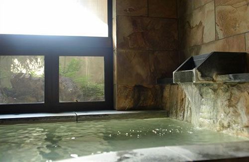 Hakuba Onsen Ryokan Shirouma-So Exteriér fotografie
